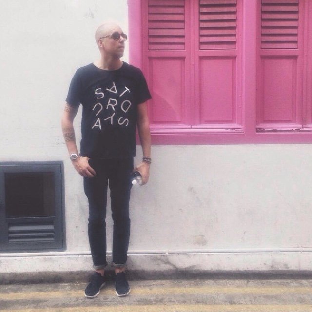 Die DJ van vroeger. Nu co-owner Baretta Jeans, UPTOWN en People In Public. En copywriter. Content Creator. Ook nog.
