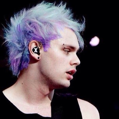 Follow @loveftclifford