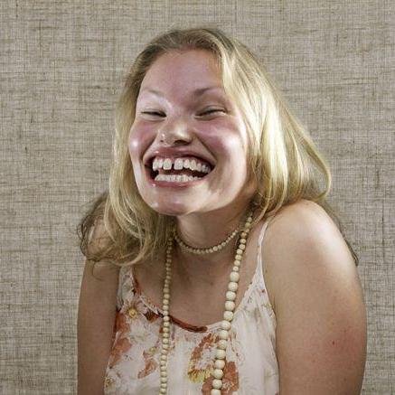 Картинки по запросу странная улыбка