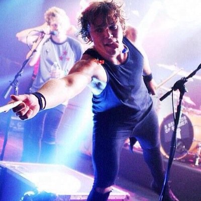 ashtonsHole's profile picture. hi... i love bands especially 5sos: