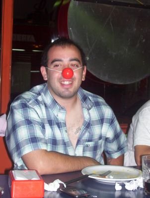 damidsm's profile picture. Lo que no te mata te fortalece.