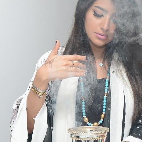 BeQuiet1414's profile picture. لا أفقدُ أنوثَتي بسببك ي(الآتحاد) بل آصبحت بشعارك أكثر فتنه*