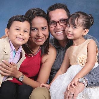 DaviySuge's profile picture. Llamados para ministrar la FE que hace que las cosas sucedan.