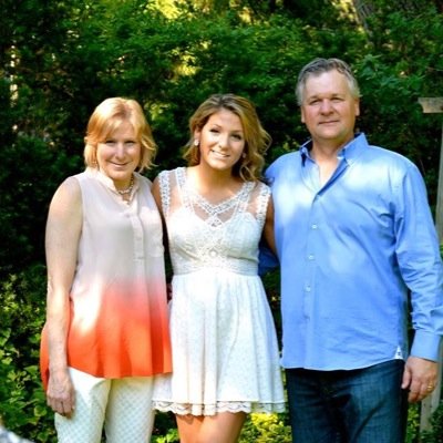 ClaireZaura's profile picture. 