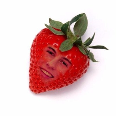 suckmylox's profile picture. strawberry is my thing