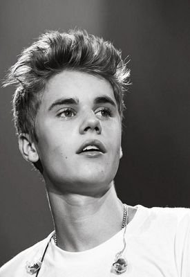 lolapi128's profile picture. .