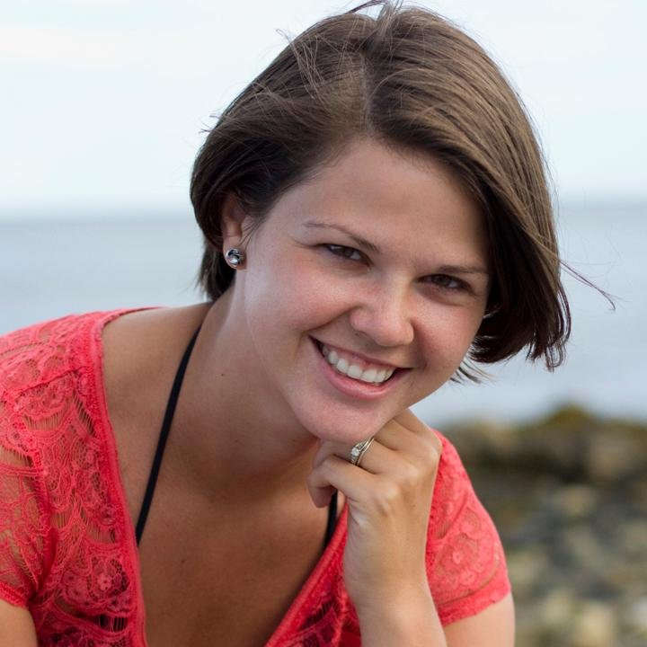 fatgurlinside's profile picture. I may not look it but I'm a fat girl inside. If calories and cholesterol didn't exist you can better believe i would live off ice cream and cake... But they do.