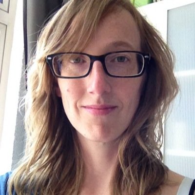 Mama van B ('10) en R ('13) - beschermingsbewindvoerder - woont in de Vinex - roze ouderschap - houdt van koffie - seriejunkie - zwemmen - natuur