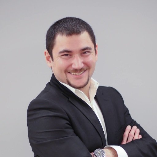 Kitle psikolojisinin tetkiki bir çoklu-disiplin sanatıdır.