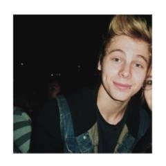 it's not a secret that i'm just a 5sos reject