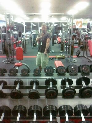 27 years of age from Youngstown, Ohio. Pursuing a degree in Criminal Justice @ YSU, need to know more just send a message.