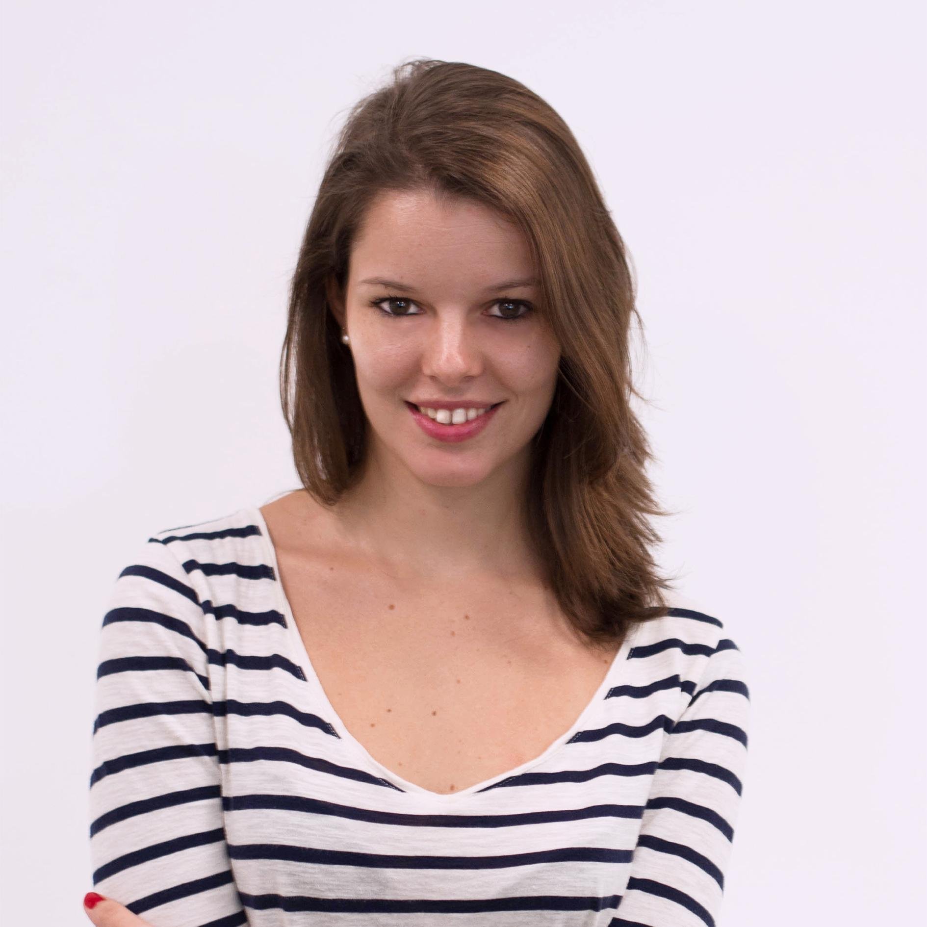 likes to be a UX Designer for @MINGLabs and an Hatha Yoga Teacher | previously  @SenseableCity and @fjord