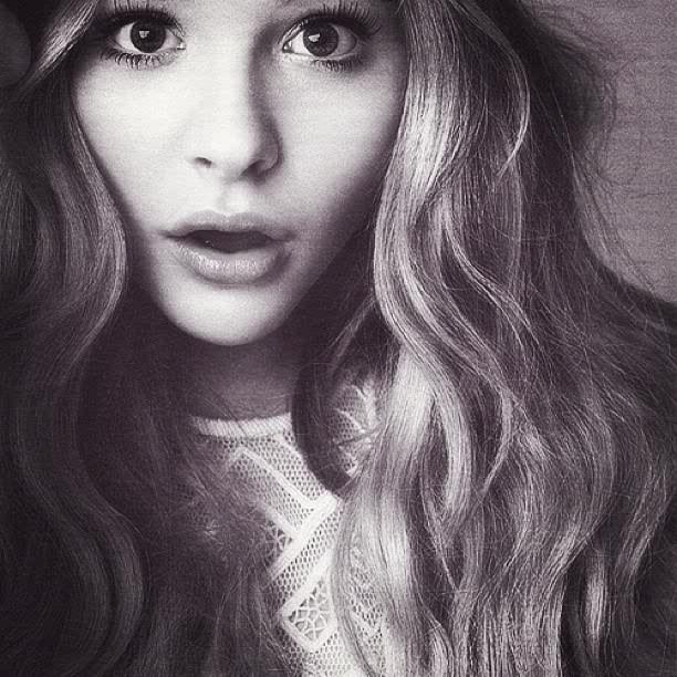 Terong kesayangan  @kwon_jidragon ♥ |Roleplayer of chloe grace moretz| 1997 |actress
