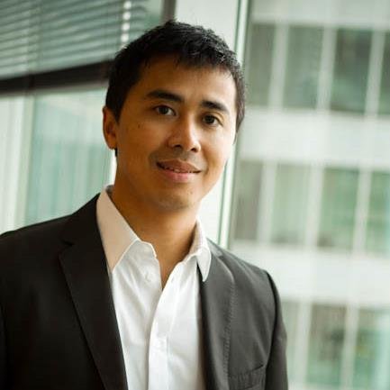 Marketing & communication professional - Business strategy, corporate relations & branding