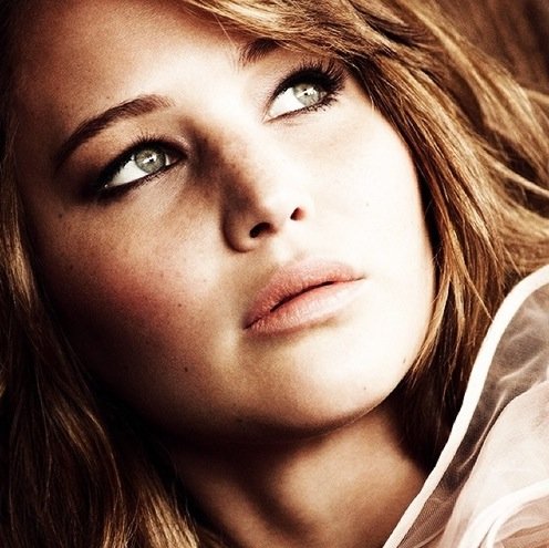 eiffeltower64's profile picture. I just love the hunger games and taylor swift and stuff.