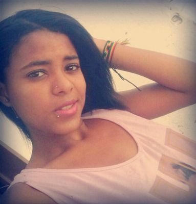 → Euu queroo. Euu PossO. Euu coonsiigO ← ●๋• Siimplees αssiim ~ Twittando até o fim! ;p