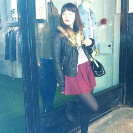 Graphic Designer who misses the photographic darkroom. Workaholic who hates the cold, time to travel.