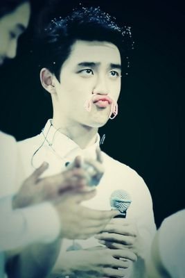 Un dia decidi ser un kyungsoo seme. pero llegó Kim jongin, me enamore y desde 16/08 soy su uke y me gusta ♥