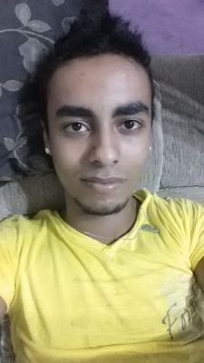 um qualquer à toa na vida procurando ser feliz