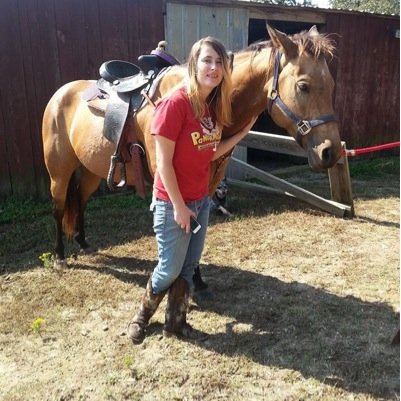 I LUV TO BARREL RACE !!!!!!! I AM A RODEO GIRL
