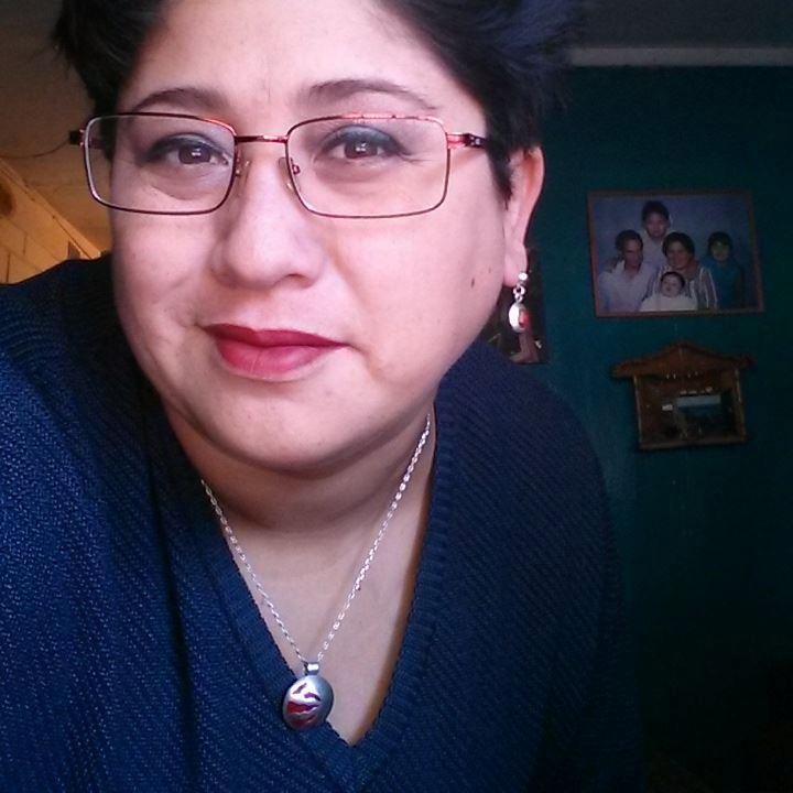 Relacionadora Pública Mención en Marketing, funcionaria Municipalidad de Quillota Chile 
Coordinadora CECC, RRPP sociales, amo el cine y una conversación int.