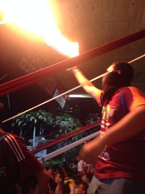 Comunicador Social, Scout Venezolano portador de una pañoleta Blanca y Amarilla y Granate hasta la médula. FSJ24