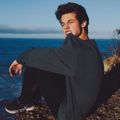 SORRY FOR GIVING YOU A HEART ATTACK!                   this is a free follow. Follow me @hemmxlik