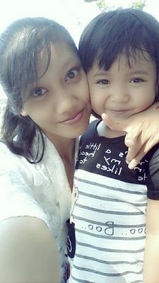 aku terima apa adanya dech terserah kalian menilai aku gimana... yg pnting aku paling gak suka ama yg namanya playboy