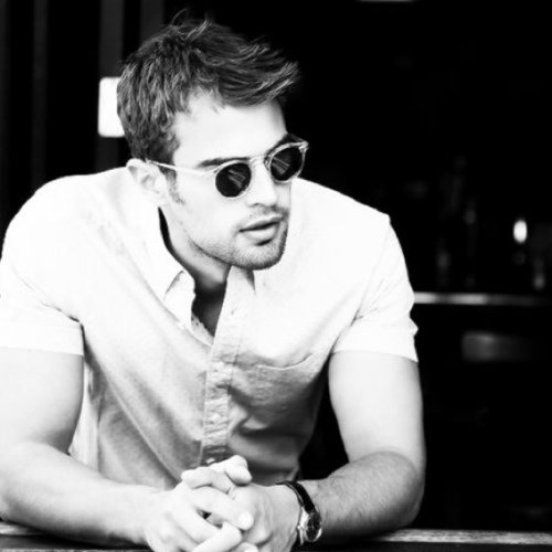 RyderHawthorne's profile picture. I'll never be as good as my dad [THG RP]