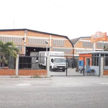 fercovenca's profile picture. Ventas al mayor dirigido a organizaciones comerciales, que tienen como fin último la venta de productos ferreteros, es decir; empresas ferreteras o afines.