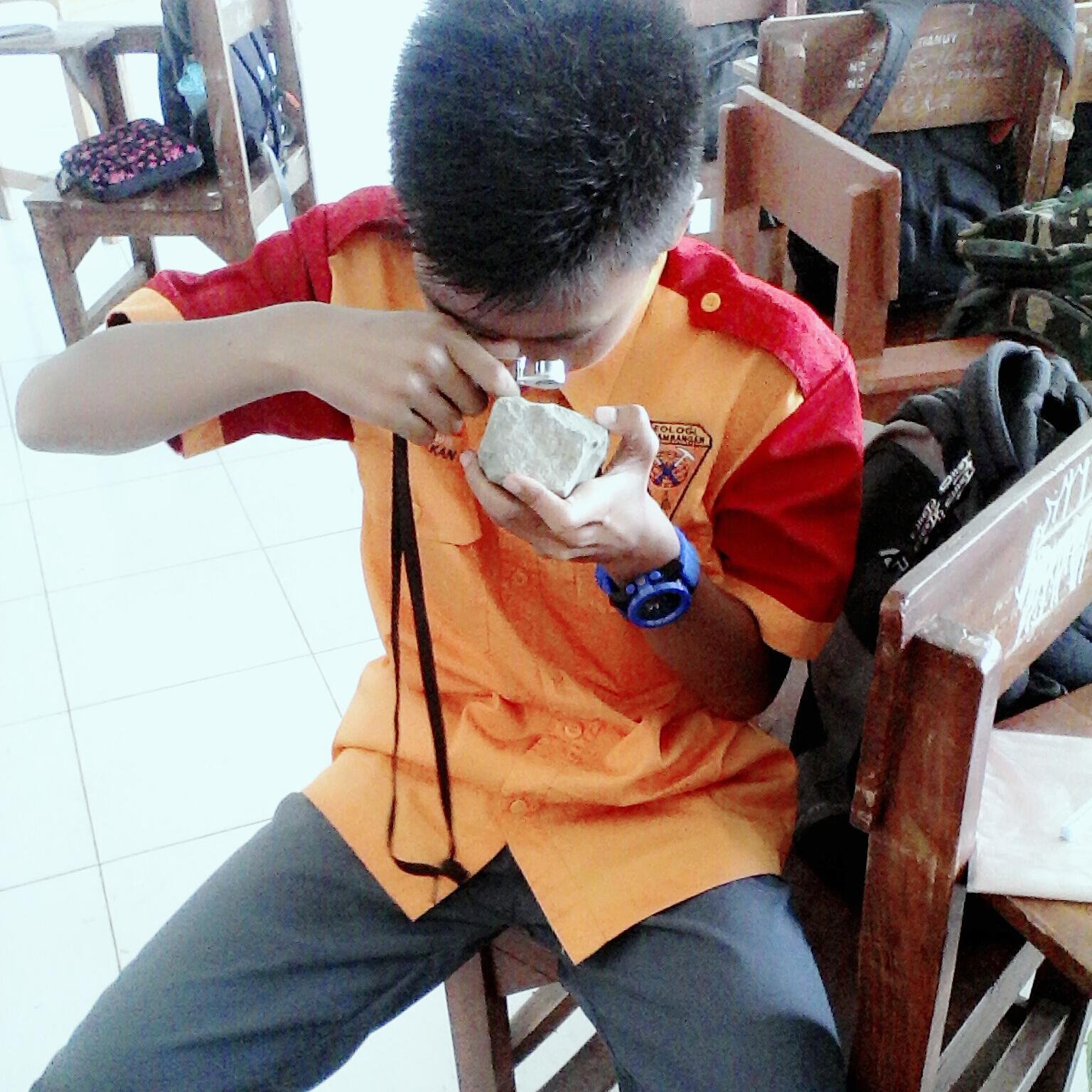 kudu sabar ngahadapan jelema KEHED mah -__-