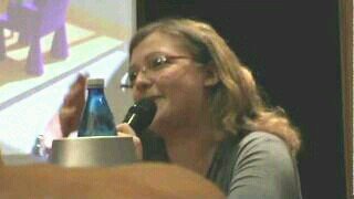 WonderAusten's profile picture. Archeologa per formazione, insegnante per vocazione. Rivoluzionaria e partigiana per ascendenza.