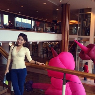 AhhyunP's profile picture. 