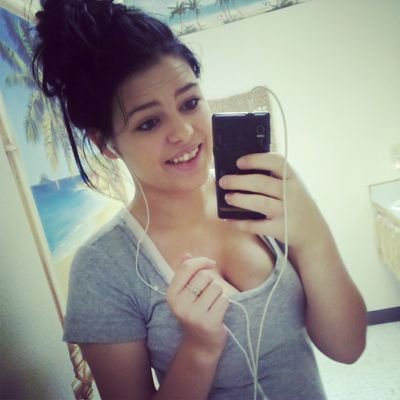 kayla_cameron24's profile picture. 