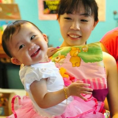 sunkisstiffy's profile picture. º A first-time mummy who loves dressing up, a beauty-products addict, a food lover, a shopaholic and loves getaway.º
http://t.co/luaDqzMk4x  About my baby