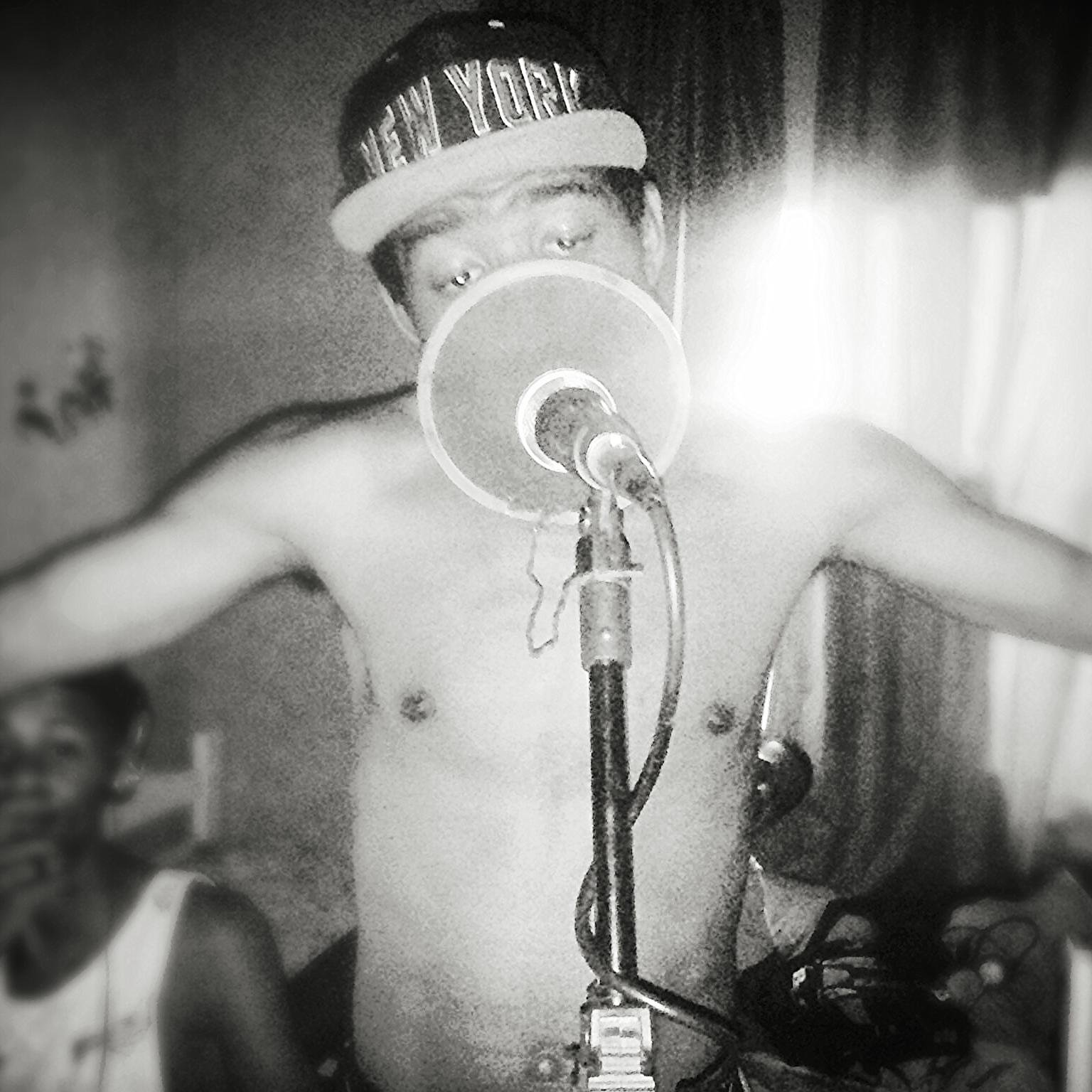 Palavras ferem mais que tiro no peito !!
Cantor de rap : Mob C.A !!
FACE: https://t.co/Ha8krDcBhm