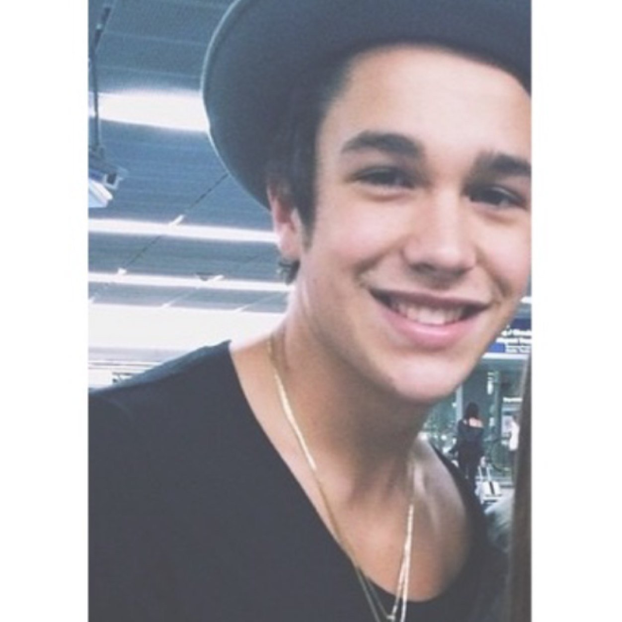 Hello love! -Kendall