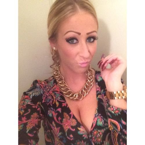 Instagram - @beccavelli