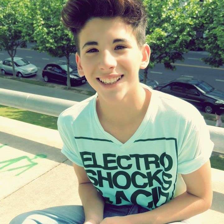 Segundo FanClub Oficial de Agus Gomez.