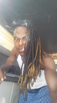 Ion smoke no reggie ion smoke no mid
My weed good my sex better 
ITS THE KING!!!!!