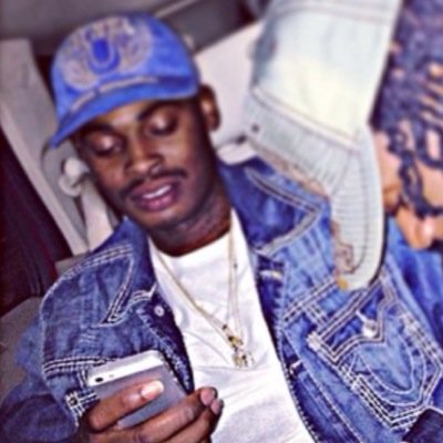 I love making musik Musik make the World Go Round tell my story my life how im living bring yall into My World http://t.co/ETgva8uXQX