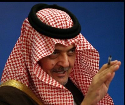نحنُ وان دار الزمان لبرهة ً - نبـقى الكـبار وغيرنا آقـزامُ - مـاذنبنا من كان يشـعر اننا - ارقـى وان مكـانهُ الاقـدامُ..!