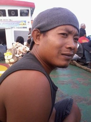 BocahTuo's profile picture. sadar akan segala kekurangan, agar tak membuatmu sombong sob.