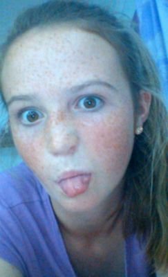 kimswift28's profile picture. hey ppl what's up