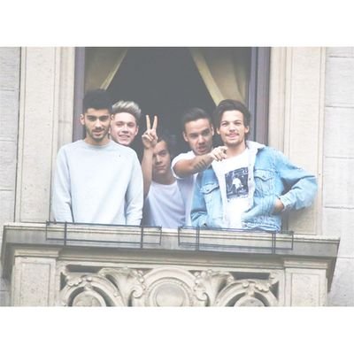 ~So many words we’re not saying~ Poland ONE DIRECTION SKI JUMPING
