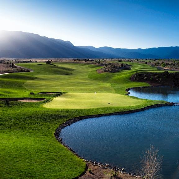 Tee it up at Sandia Golf Club, Ranked One Of The Top 10 New Courses In The Country by Golf Magazine