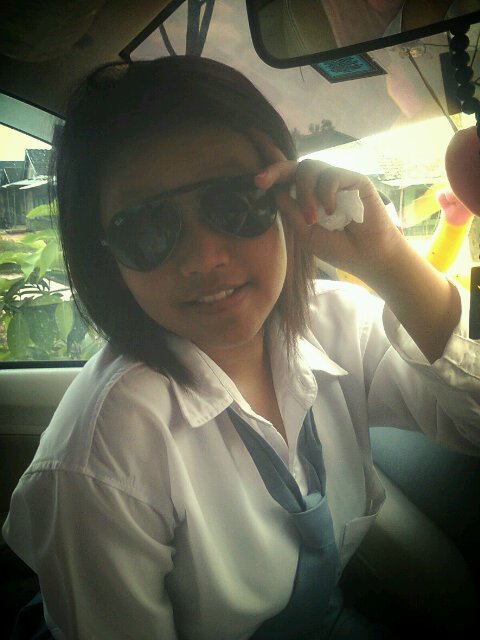 biarkan' orang, berkata apa' ku terima kou apa ada'nya ☺ yg pnting aku bahagia ♥♥♬