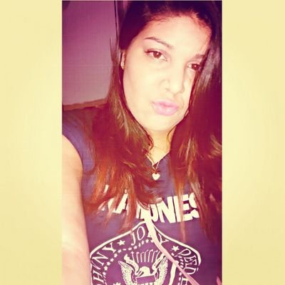 pqp_rhaw's profile picture. Gosto de gente bem humorada, de riso fácil. Gente de coração grande, que faz amigos só pela amizade e ama só pelo amor . ❤  Instagram: poxaa_rhaw  19 anos