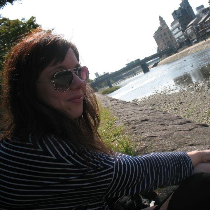 Arts & culture worker. Last leader @frontieresmrkt, full-time avocado connoisseur.