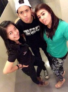 RZfrdm's profile picture. Sobbers crew * BAR'S STAR*